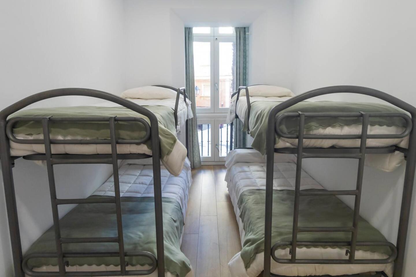 Apartamentos La Cruz Verde Cadiz Bagian luar foto