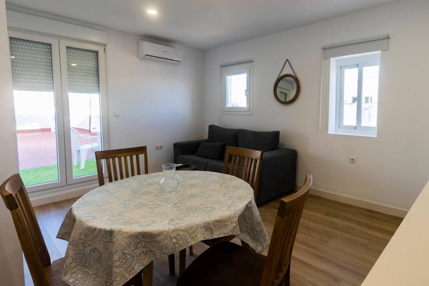 Apartamentos La Cruz Verde Cadiz Ruang foto