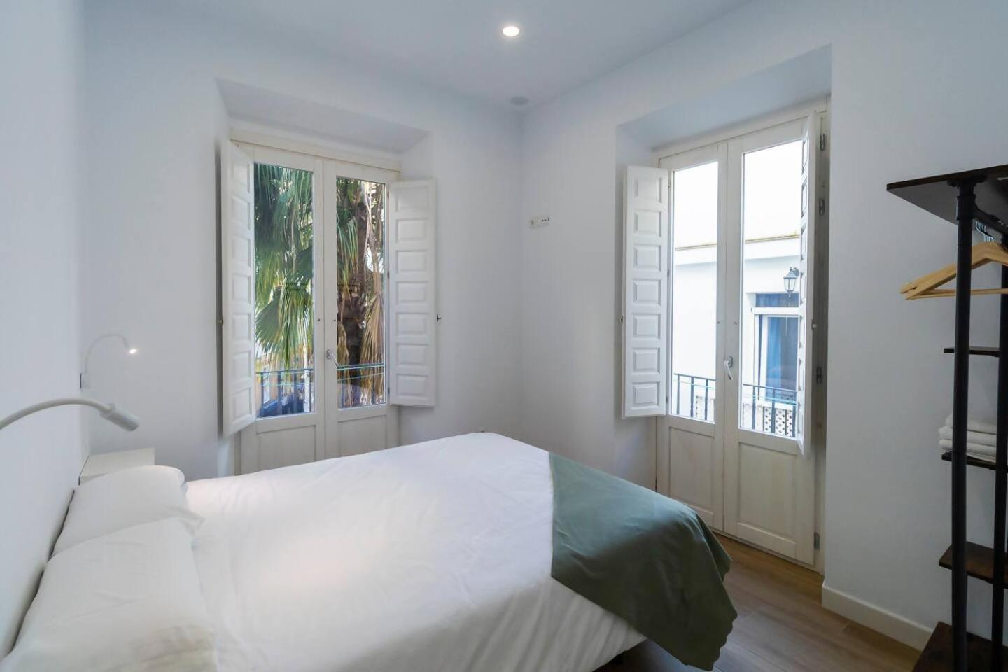 Apartamentos La Cruz Verde Cadiz Ruang foto